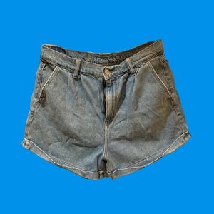 American Eagle Mom Jean Shorts